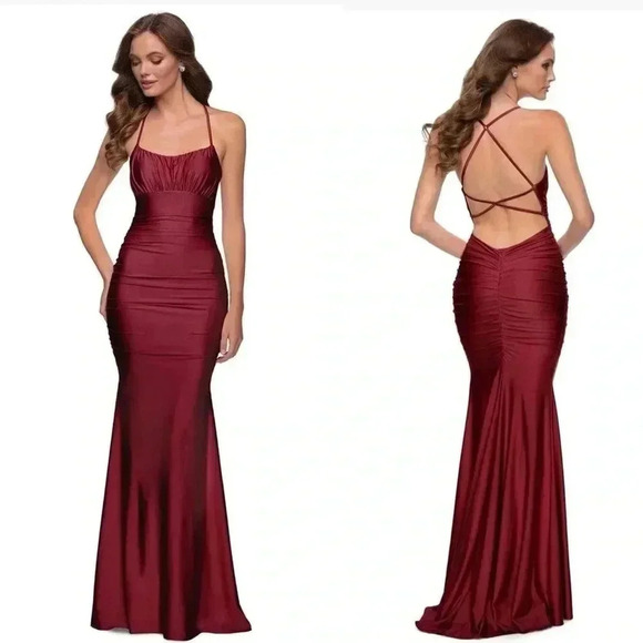 La Femme Open Back Jersey Modest Prom Gown 29873 in Burgundy Wine Red Size 2 - Picture 1 of 11
